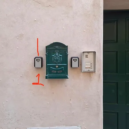 Calle Del Palazzo Grado